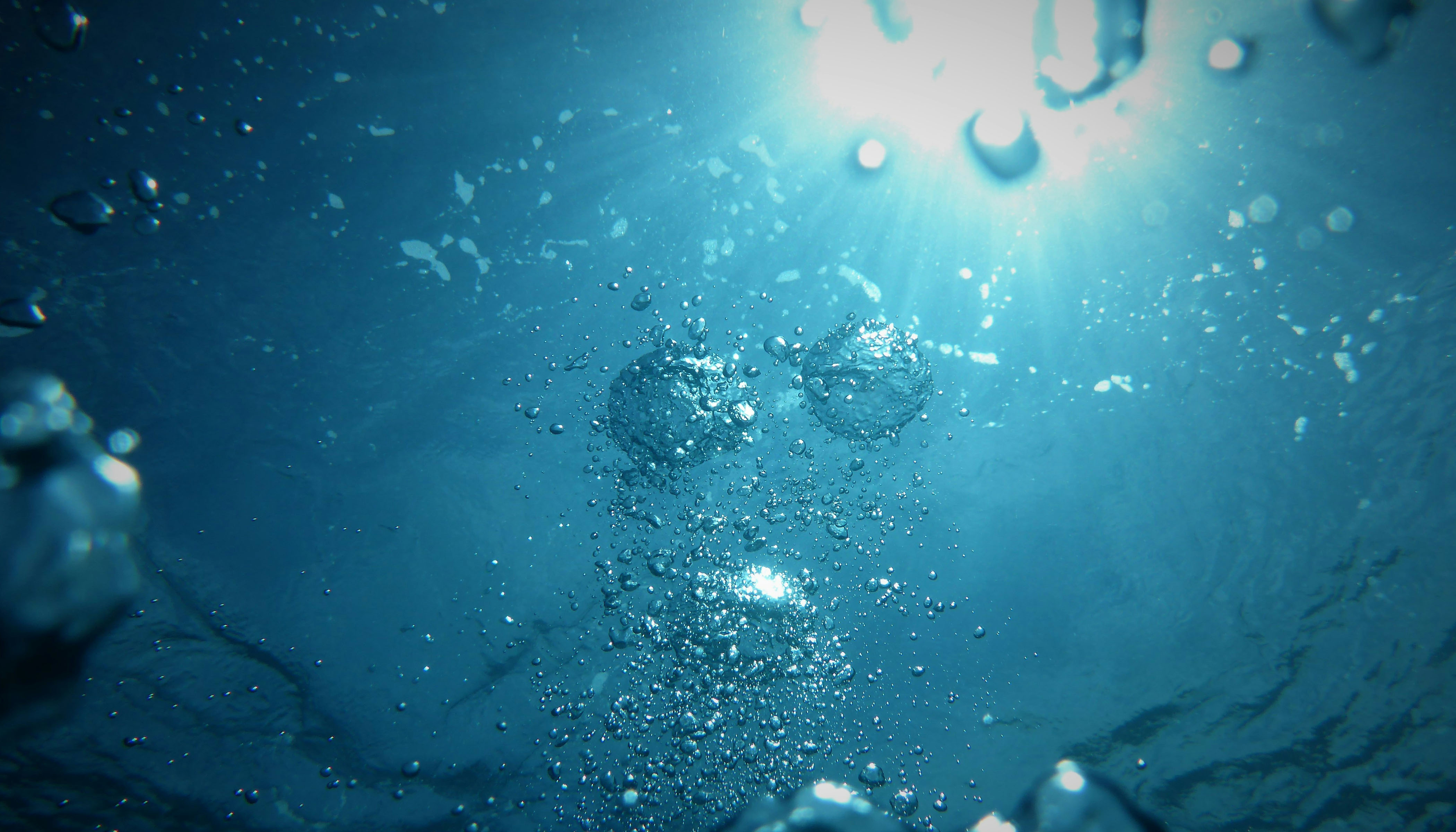 An Image Bubbles Underwater